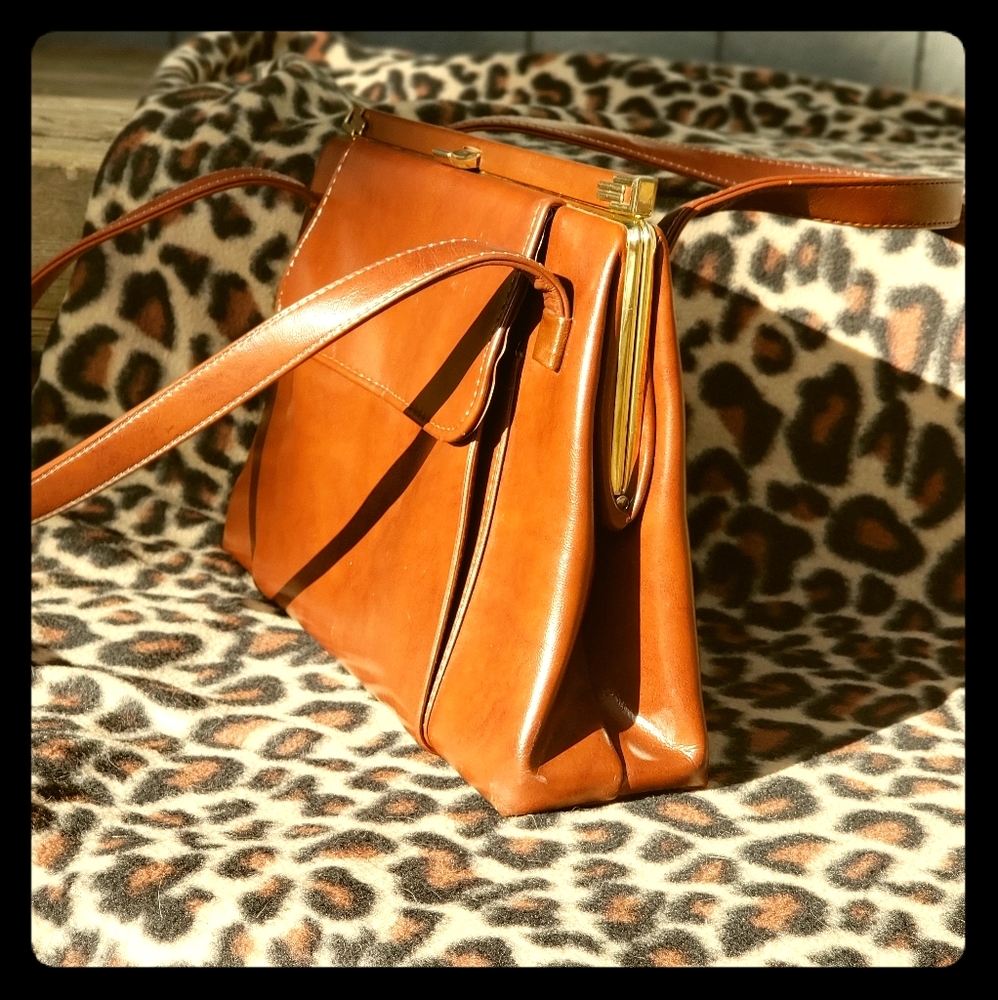 Vintage leather boxy purse